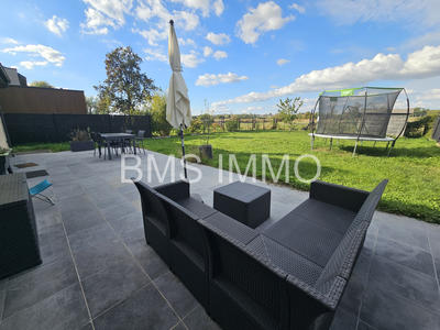 Maison - 100 m² - 5 pièces