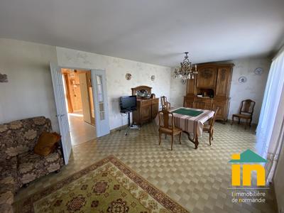 Maison de ville - 92 m² - 4 pièces