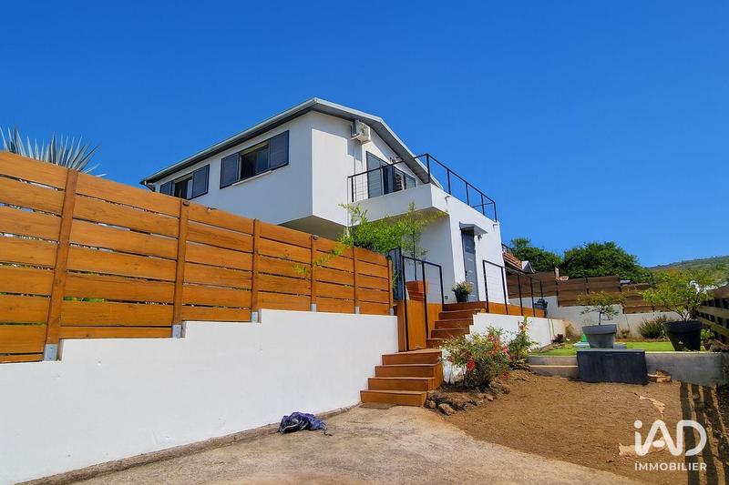 Maison - 98 m² - 4 pièces