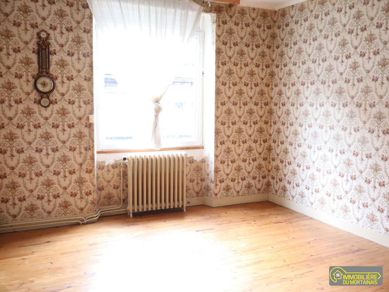 Maison - 110 m² - 6 pièces