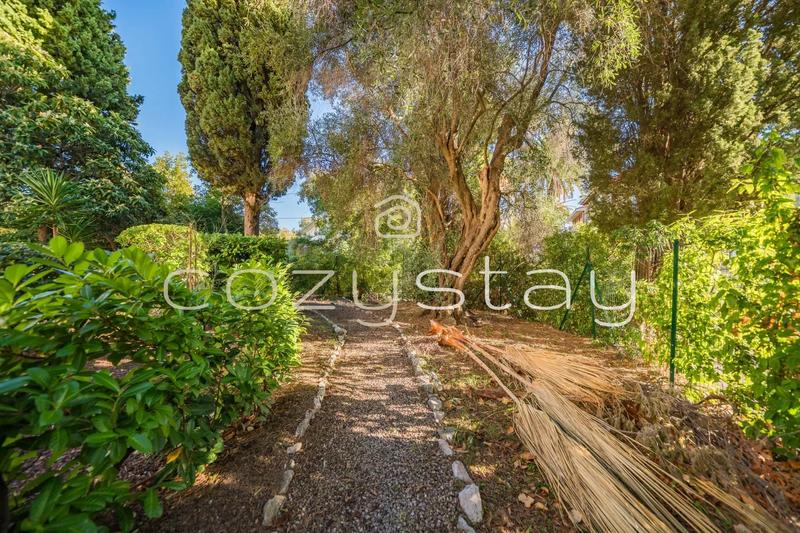 Appartement - 100 m² - 4 pièces