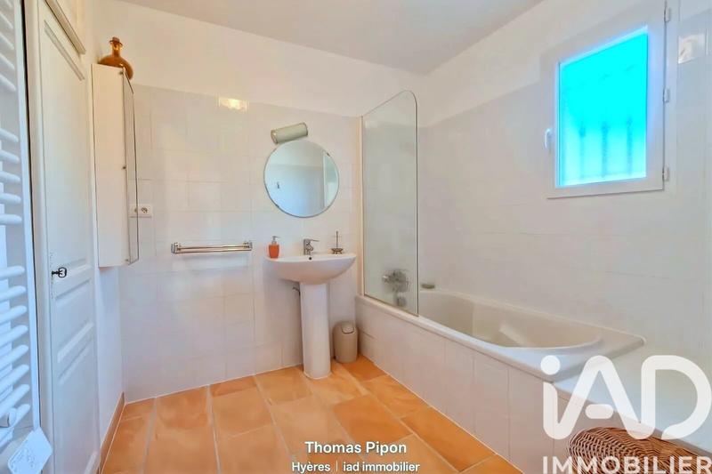 Maison - 165 m² - 8 pièces
