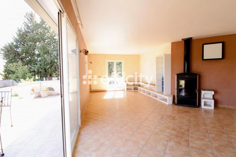 Maison - 150 m² - 4 pièces