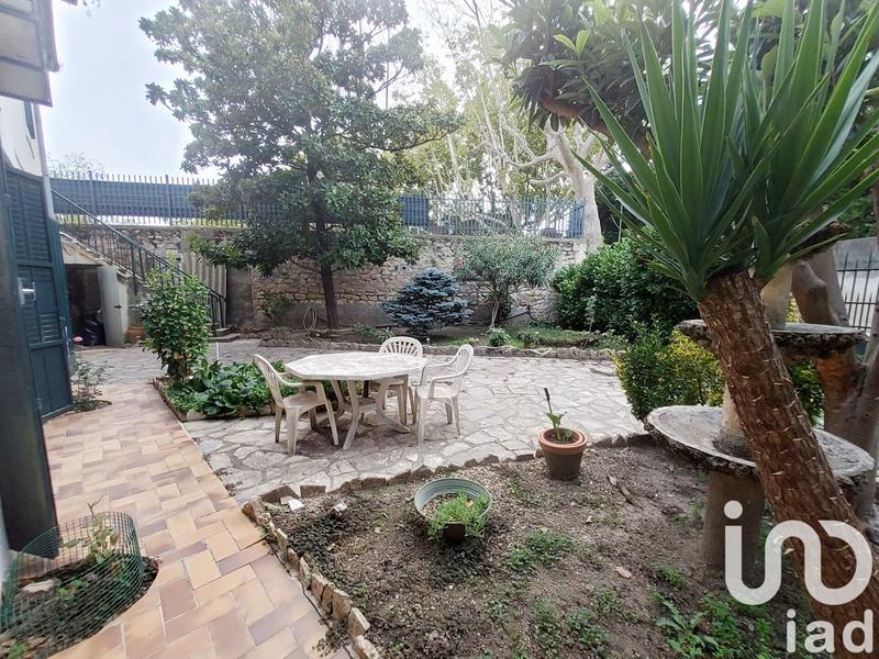 Maison de ville - 210 m² - 8 pièces