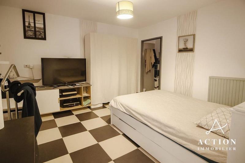 Maison - 200 m² - 5 pièces