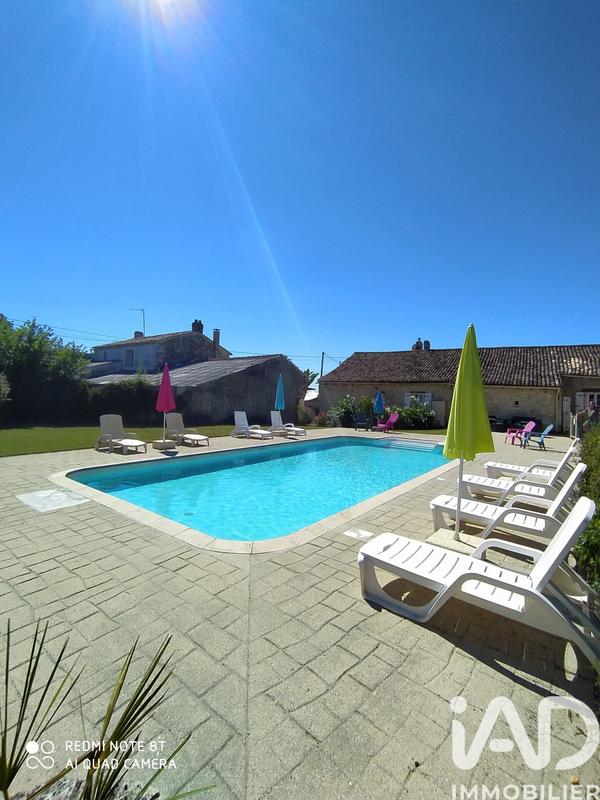 Maison - 291 m² - 13 pièces