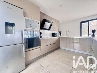 Maison - 225 m² - 5 pièces