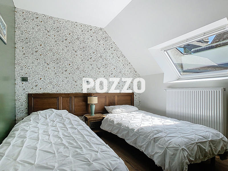 Maison - 380 m² - 11 pièces