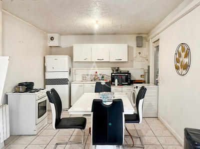 Maison - 85 m² - 5 pièces