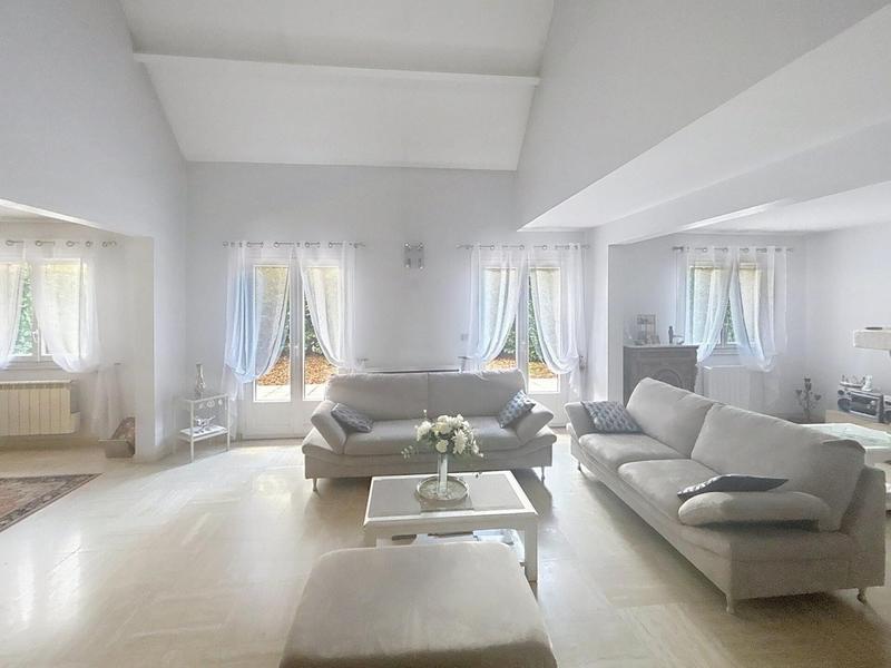 Maison - 156 m² - 7 pièces