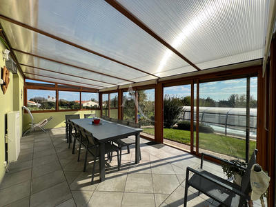 Maison - 137 m² - 5 pièces