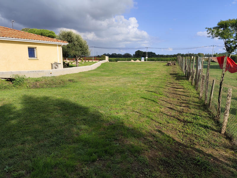 Terrain - 735 m²