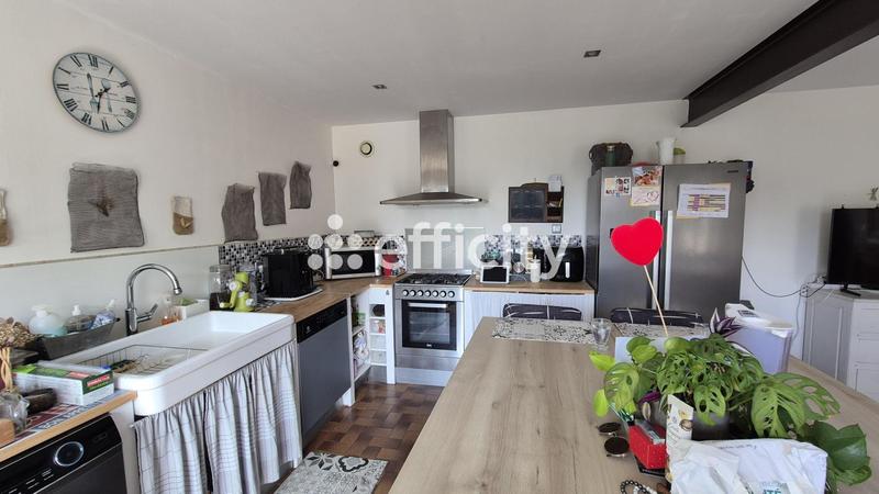 Maison - 110 m² - 5 pièces