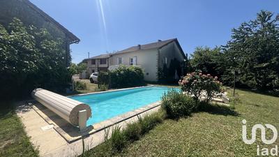 Maison - 254 m² - 7 pièces