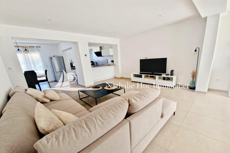 Maison - 102 m² - 4 pièces