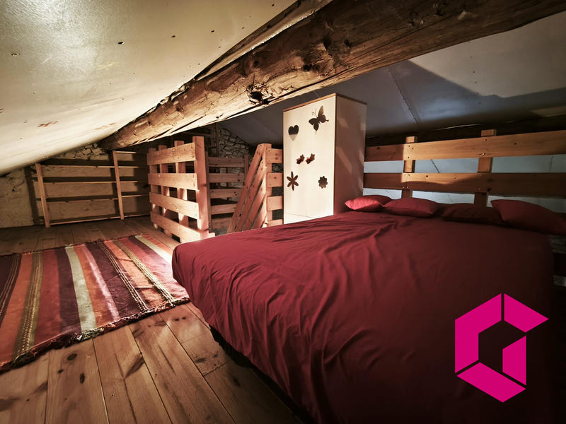 Maison - 140 m² - 4 pièces