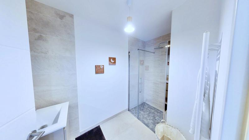 Maison contemporaine - 92 m² - 4 pièces