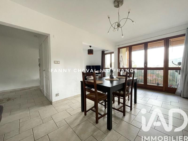 Appartement - 72 m² - 4 pièces