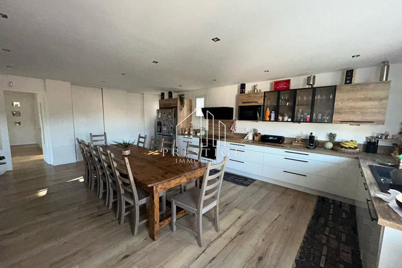 Maison - 114 m² - 4 pièces