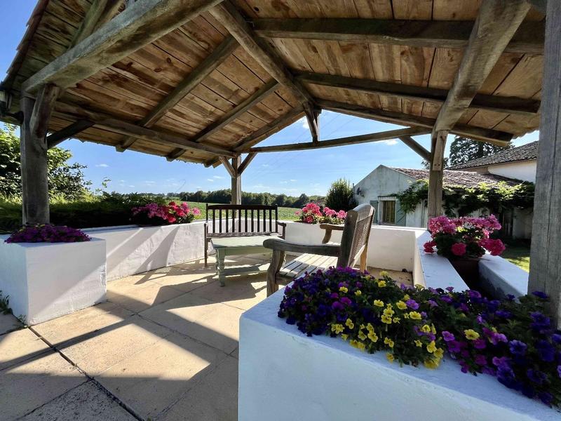 Maison de domaine - 530 m² - 14 pièces