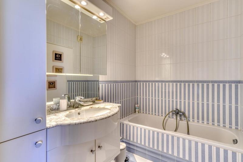 Appartement - 112 m² - 5 pièces