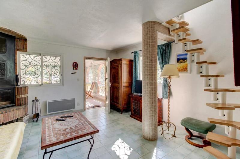 Demeure - 110 m² - 5 pièces