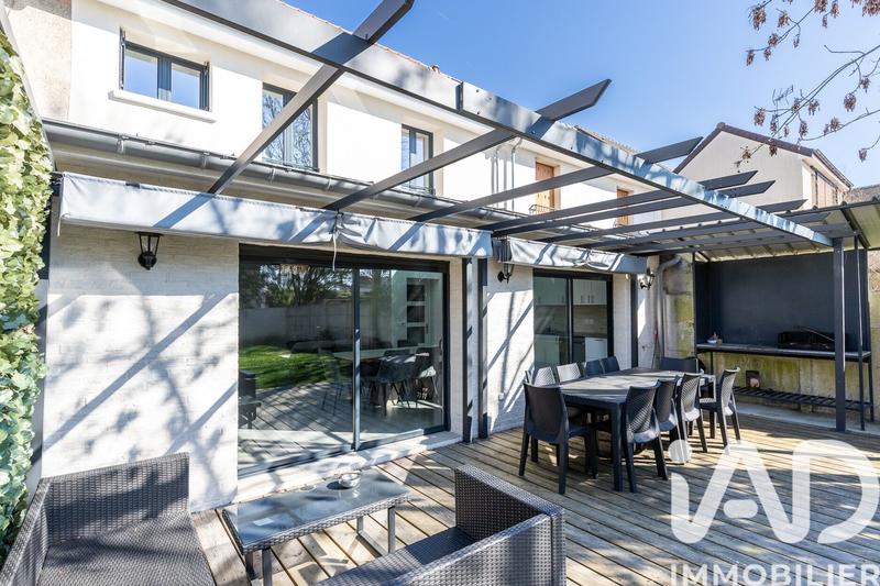 Maison - 110 m² - 5 pièces