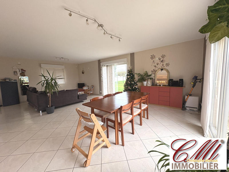 Maison - 141 m² - 5 pièces