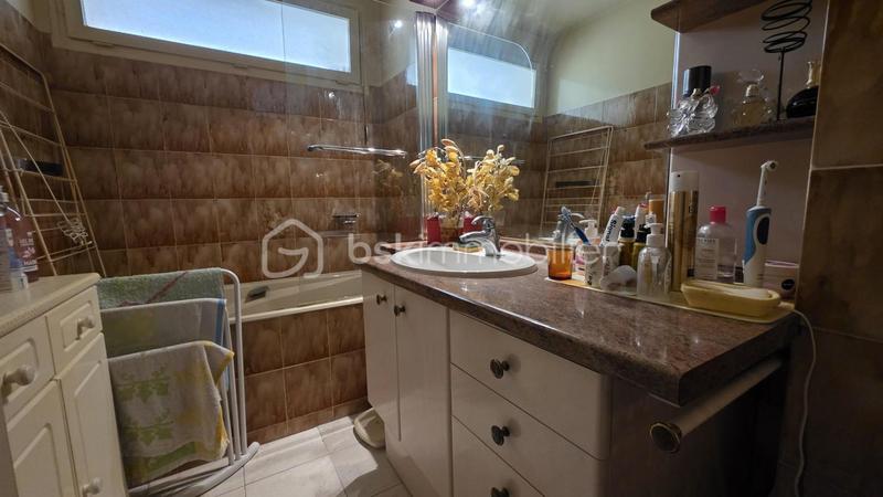 Appartement - 87 m² - 4 pièces