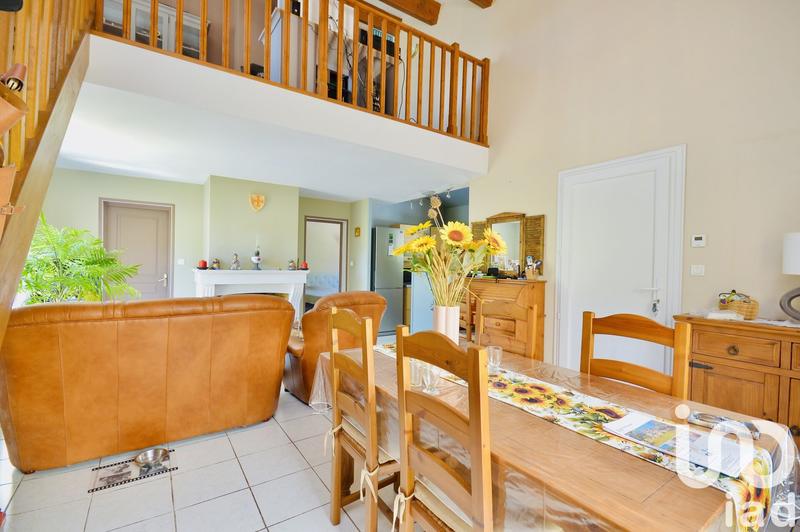 Maison - 92 m² - 4 pièces