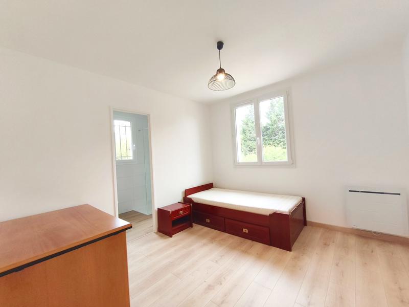 Maison traditionnelle - 170 m² - 9 pièces