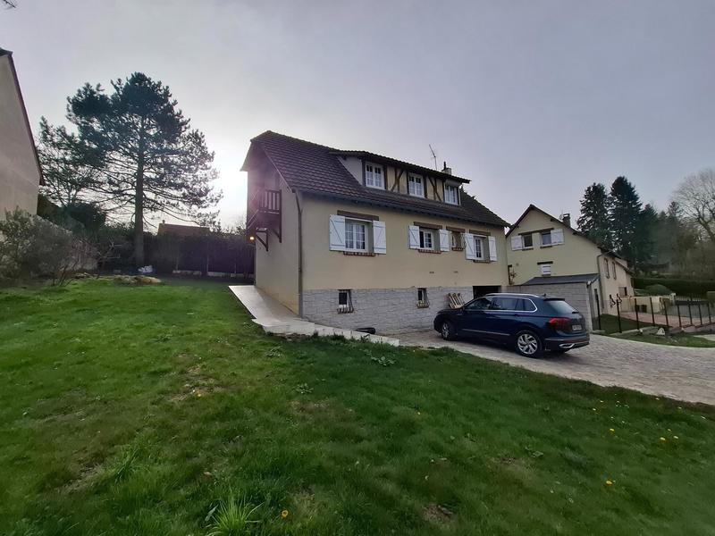 Maison - 150 m² - 6 pièces