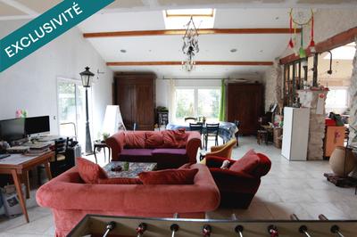 Maison - 221 m² - 7 pièces