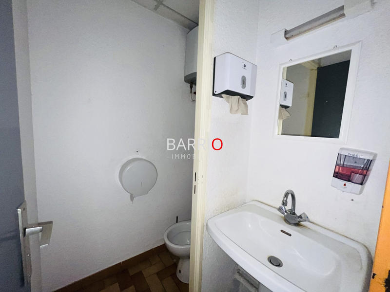 Local d'activités - 68 m²