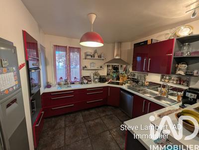 Maison - 106 m² - 4 pièces