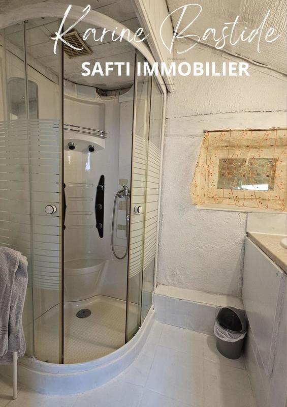 Maison - 245 m² - 10 pièces