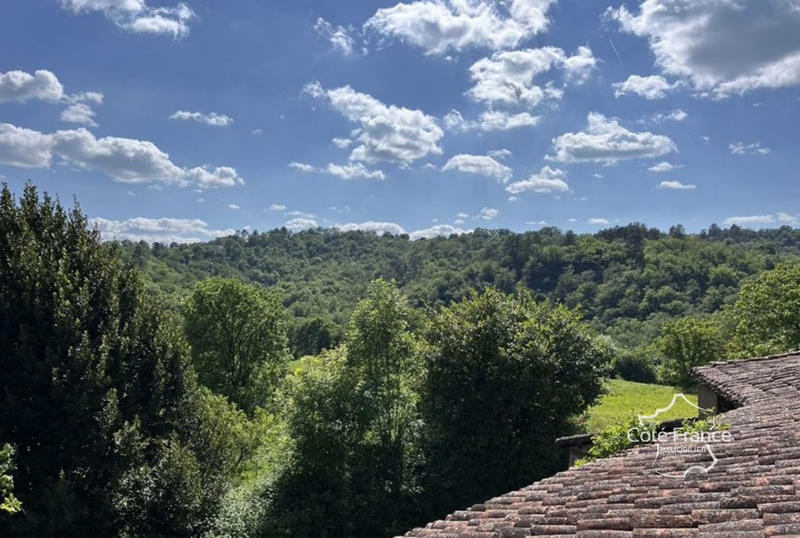 Maison - 120 m² - 2 pièces