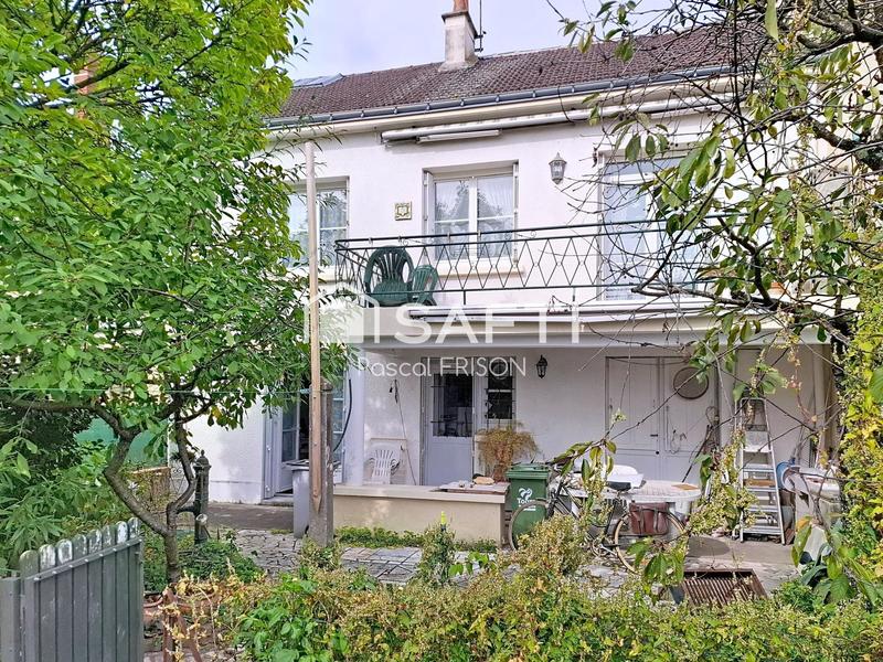 Maison - 93 m² - 6 pièces