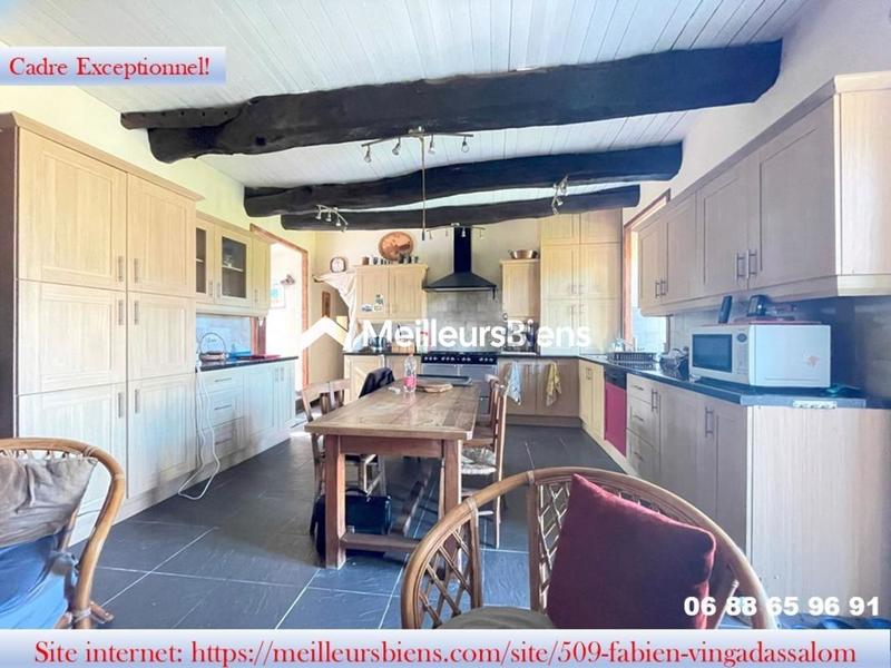 Propriété - 157 m² - 5 pièces