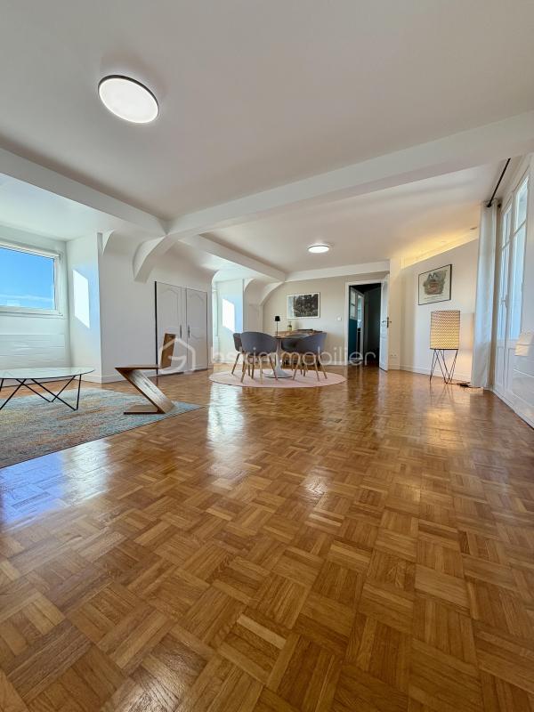 Appartement - 106 m² - 3 pièces