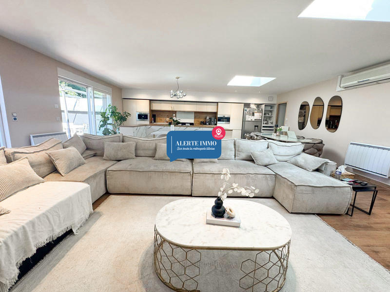 Maison - 158 m² - 6 pièces