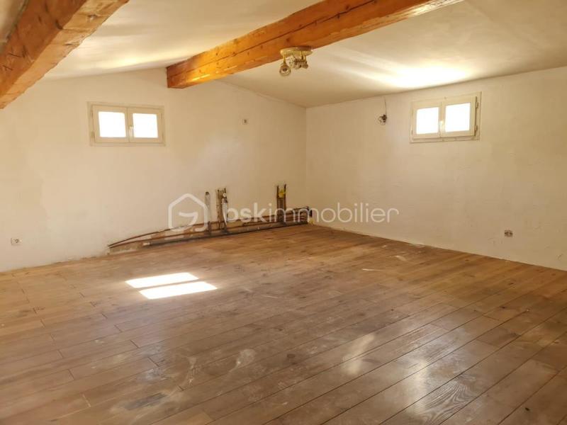 Maison - 158 m² - 7 pièces