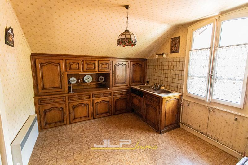 Maison - 194 m² - 8 pièces