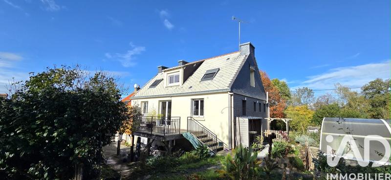 Maison - 174 m² - 7 pièces