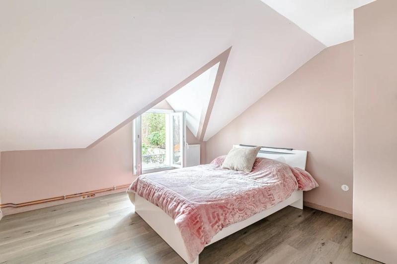 Maison - 200 m² - 5 pièces