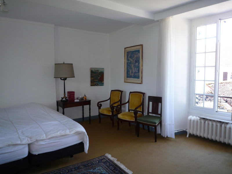 Propriété - 380 m² - 13 pièces