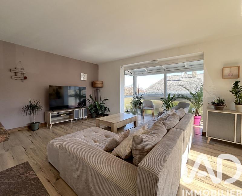 Maison - 180 m² - 7 pièces