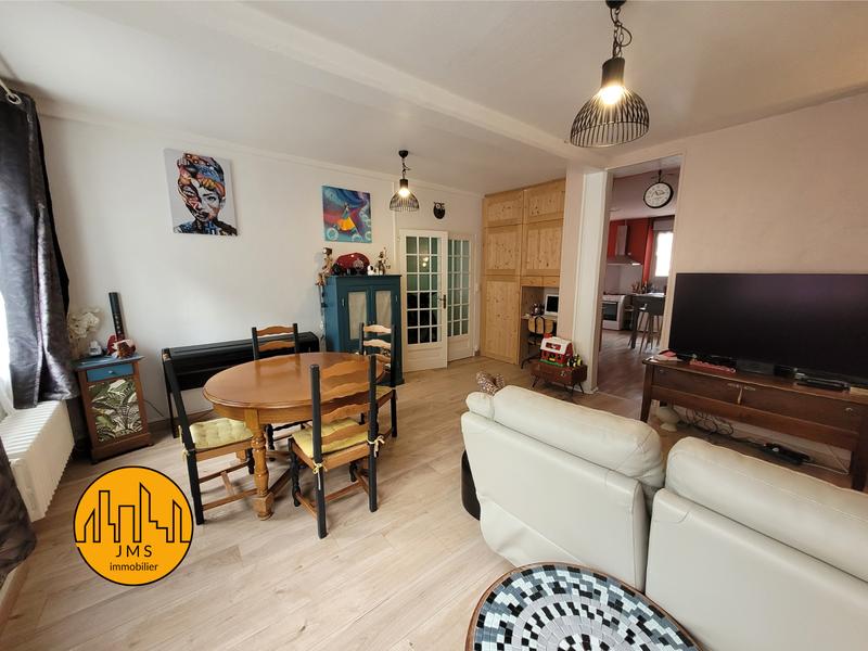 Maison - 110 m² - 5 pièces