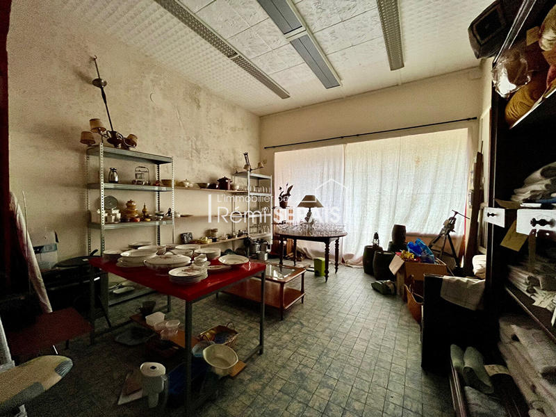 Immeuble - 270 m² - 8 pièces