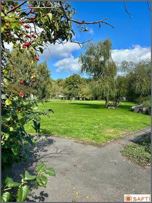 Maison - 228 m² - 7 pièces